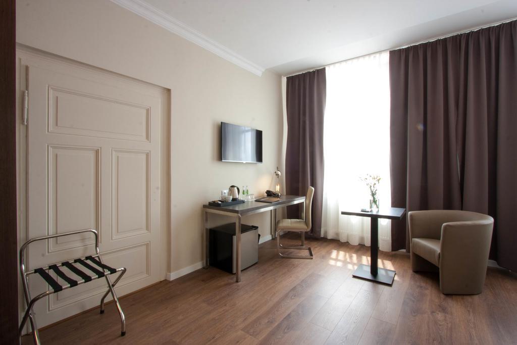 Hotel Kolodziej Katowice Siemianowice Семяновице-Слёнске Экстерьер фото