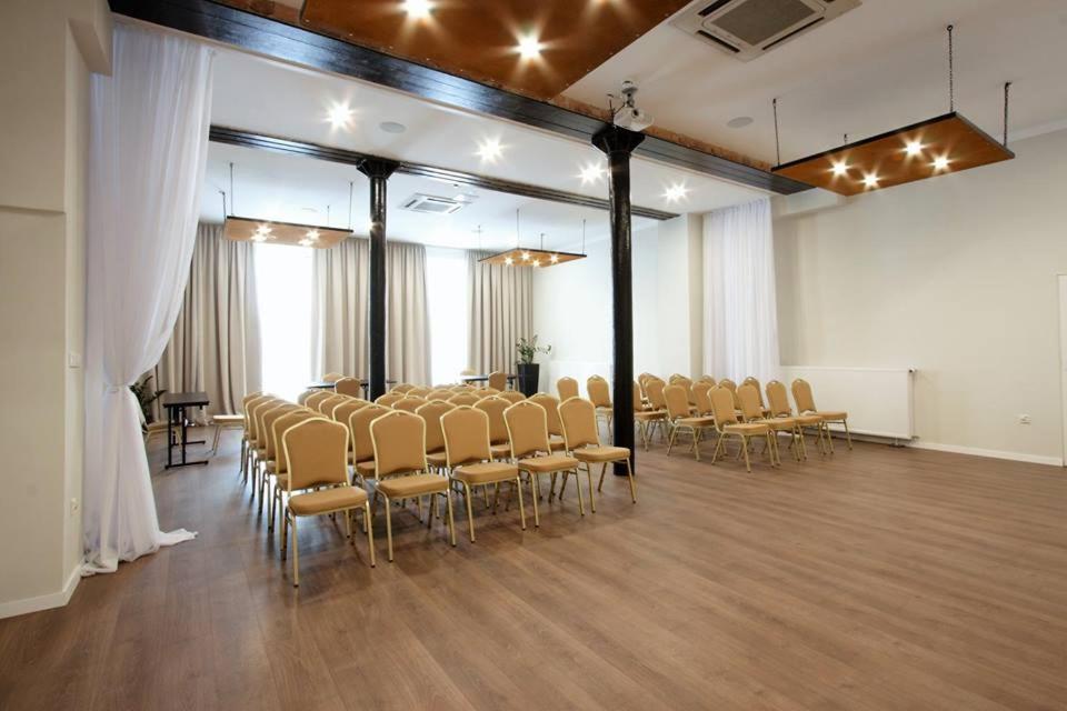Hotel Kolodziej Katowice Siemianowice Семяновице-Слёнске Экстерьер фото